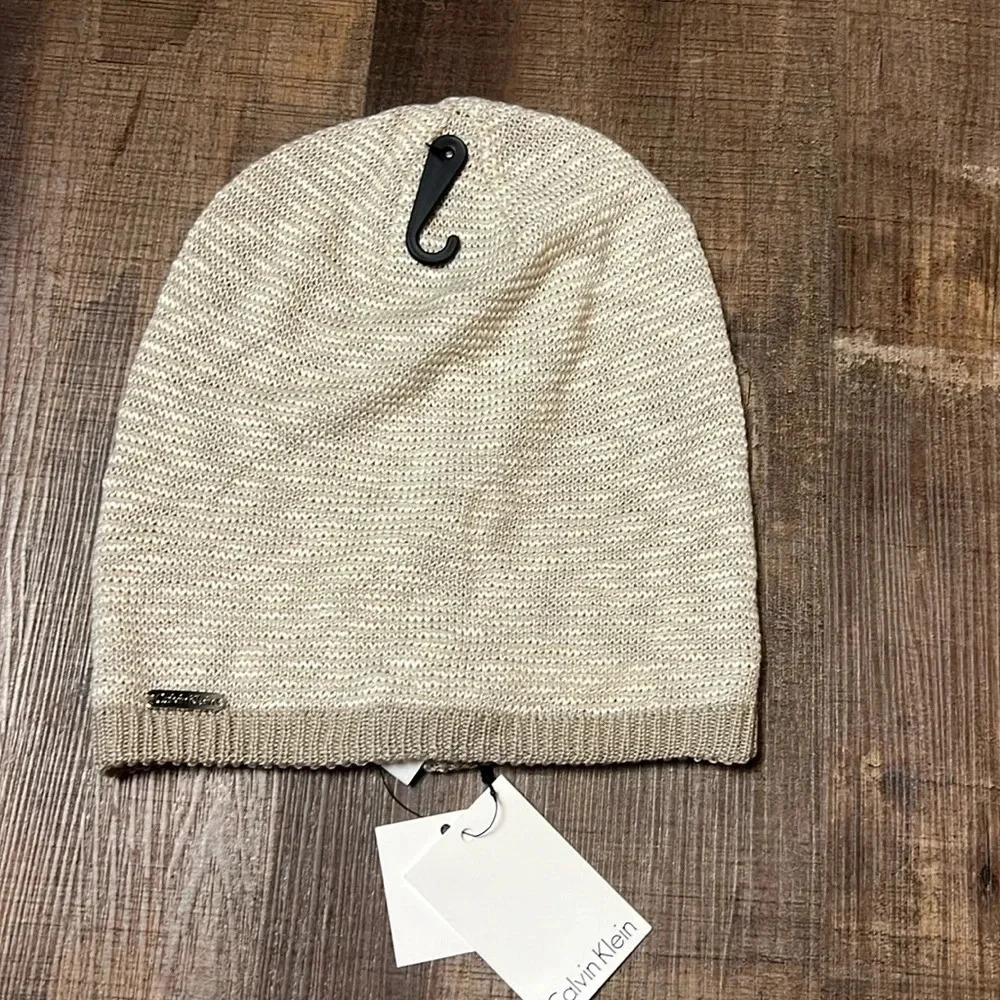 Calvin‎ Klein Women's Reversible Two-Color one size Beanie Acrylic warm winter